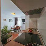 Ag Residence, Old * Split